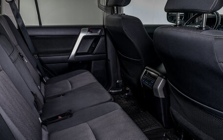 Toyota Land Cruiser Prado 150 рестайлинг 2, 2020 год, 4 835 000 рублей, 13 фотография