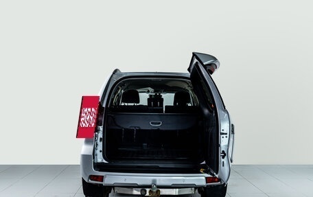 Toyota Land Cruiser Prado 150 рестайлинг 2, 2020 год, 4 835 000 рублей, 8 фотография