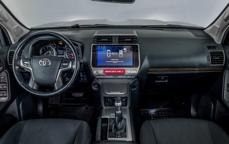 Toyota Land Cruiser Prado 150 рестайлинг 2, 2020 год, 4 835 000 рублей, 12 фотография