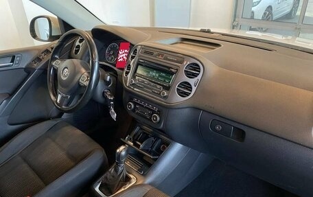 Volkswagen Tiguan I, 2012 год, 915 000 рублей, 12 фотография
