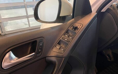 Volkswagen Tiguan I, 2012 год, 915 000 рублей, 22 фотография