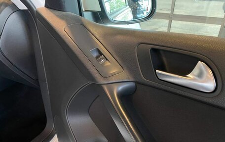 Volkswagen Tiguan I, 2012 год, 915 000 рублей, 28 фотография
