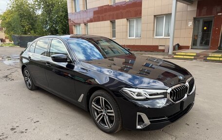 BMW 5 серия, 2023 год, 4 500 000 рублей, 2 фотография