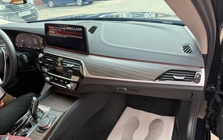 BMW 5 серия, 2023 год, 4 500 000 рублей, 13 фотография