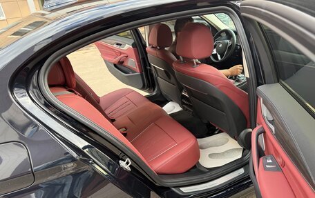 BMW 5 серия, 2023 год, 4 500 000 рублей, 18 фотография