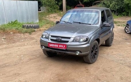 Chevrolet Niva I рестайлинг, 2005 год, 375 000 рублей, 2 фотография