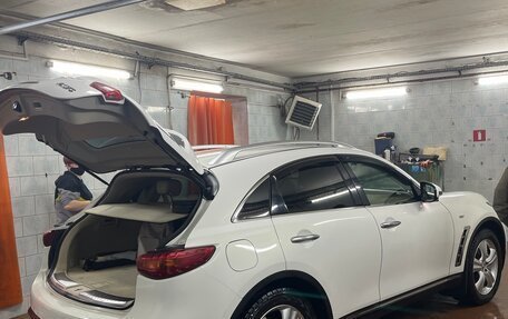 Infiniti FX II, 2010 год, 2 300 000 рублей, 2 фотография