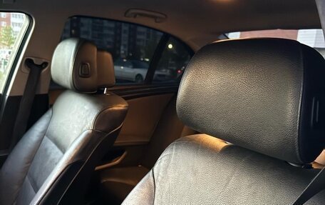 BMW 5 серия, 2009 год, 1 000 000 рублей, 3 фотография
