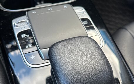 Mercedes-Benz A-Класс, 2019 год, 2 400 000 рублей, 10 фотография