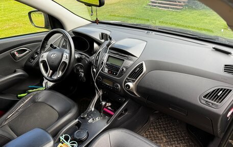 Hyundai ix35 I рестайлинг, 2011 год, 750 000 рублей, 5 фотография