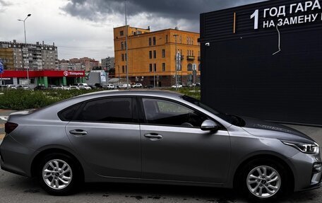 KIA K3, 2019 год, 1 800 000 рублей, 2 фотография