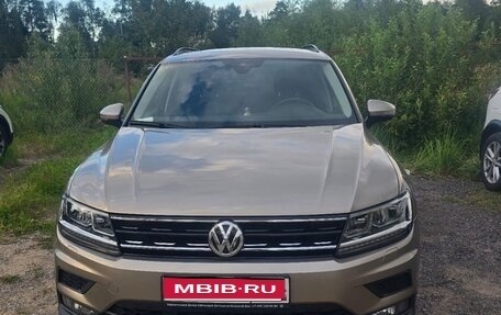 Volkswagen Tiguan II, 2020 год, 2 450 000 рублей, 1 фотография