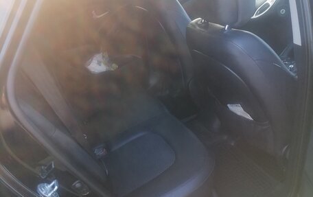 Hyundai ix35 I рестайлинг, 2012 год, 1 450 000 рублей, 17 фотография