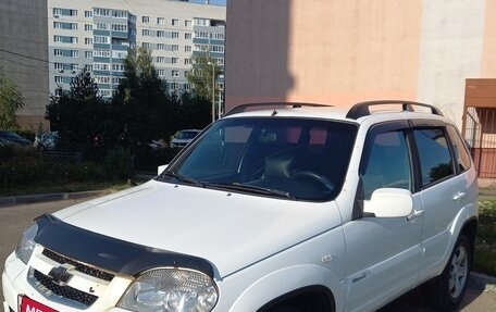 Chevrolet Niva I рестайлинг, 2011 год, 450 000 рублей, 3 фотография