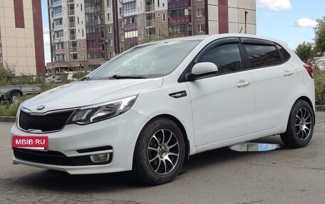 KIA Rio III рестайлинг, 2016 год, 997 000 рублей, 27 фотография
