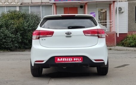 KIA Rio III рестайлинг, 2016 год, 997 000 рублей, 28 фотография