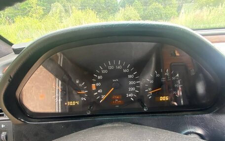 Mercedes-Benz C-Класс, 1993 год, 125 000 рублей, 5 фотография