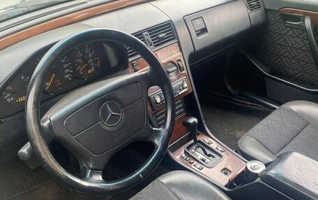 Mercedes-Benz C-Класс, 1993 год, 125 000 рублей, 14 фотография