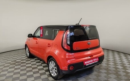 KIA Soul II рестайлинг, 2018 год, 1 375 000 рублей, 7 фотография