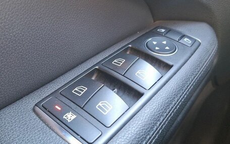 Mercedes-Benz E-Класс, 2012 год, 1 299 000 рублей, 16 фотография