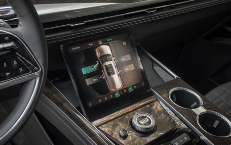 Cadillac Escalade V, 2025 год, 18 950 000 рублей, 14 фотография