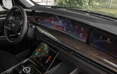 Cadillac Escalade V, 2025 год, 18 950 000 рублей, 19 фотография