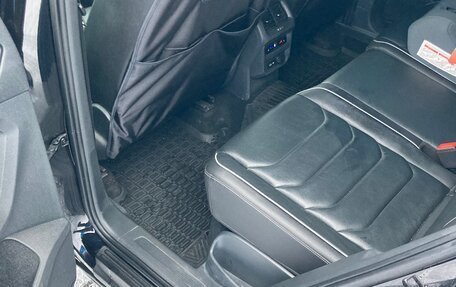 Volkswagen Tiguan II, 2021 год, 3 180 000 рублей, 3 фотография