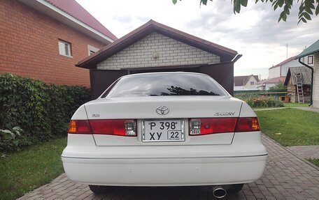 Toyota Camry, 2000 год, 650 000 рублей, 2 фотография