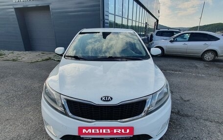 KIA Rio III рестайлинг, 2013 год, 700 000 рублей, 2 фотография