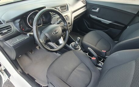 KIA Rio III рестайлинг, 2013 год, 700 000 рублей, 8 фотография