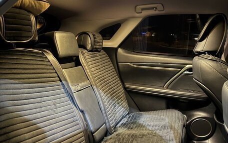 Lexus RX IV рестайлинг, 2017 год, 3 800 000 рублей, 6 фотография