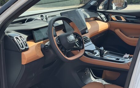 Geely Atlas, 2025 год, 2 800 000 рублей, 8 фотография