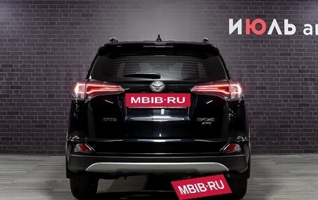 Toyota RAV4, 2019 год, 2 810 000 рублей, 5 фотография