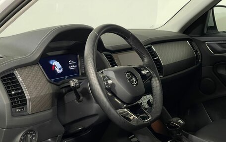 Skoda Kodiaq, 2025 год, 5 600 000 рублей, 11 фотография