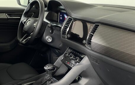 Skoda Kodiaq, 2025 год, 5 600 000 рублей, 16 фотография