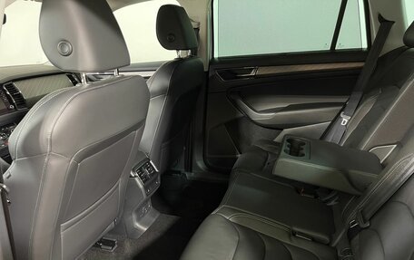 Skoda Kodiaq, 2025 год, 5 600 000 рублей, 17 фотография