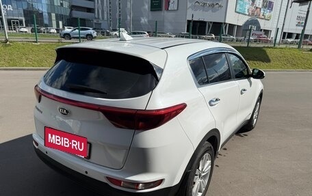 KIA Sportage IV рестайлинг, 2017 год, 2 050 000 рублей, 8 фотография