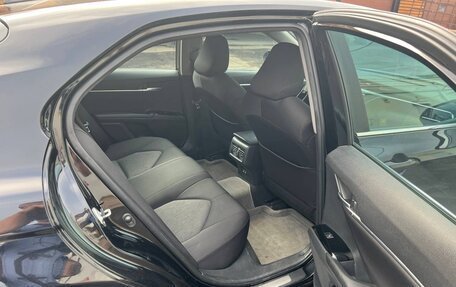 Toyota Camry, 2020 год, 2 200 000 рублей, 6 фотография