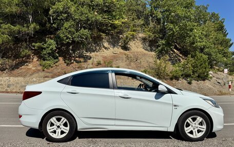 Hyundai Solaris II рестайлинг, 2013 год, 1 055 000 рублей, 10 фотография