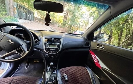 Hyundai Solaris II рестайлинг, 2013 год, 1 055 000 рублей, 13 фотография