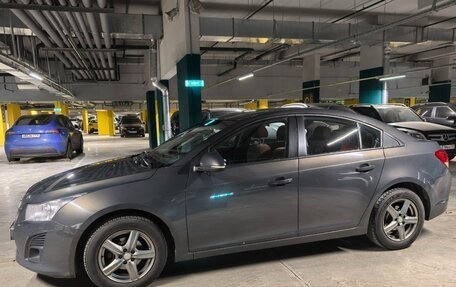 Chevrolet Cruze II, 2014 год, 850 000 рублей, 3 фотография
