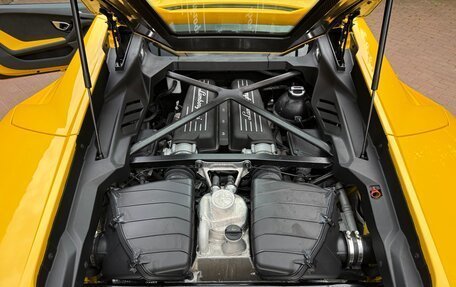 Lamborghini Huracán, 2023 год, 29 990 000 рублей, 18 фотография