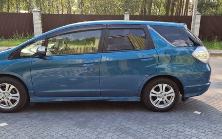 Honda Fit Shuttle I рестайлинг, 2012 год, 1 000 000 рублей, 2 фотография