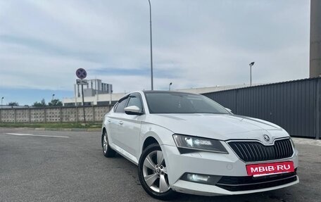 Skoda Superb III рестайлинг, 2015 год, 980 000 рублей, 17 фотография