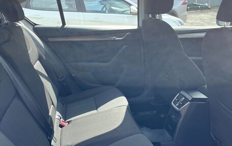 Skoda Octavia, 2018 год, 1 790 000 рублей, 13 фотография
