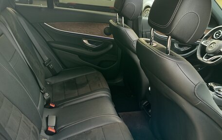 Mercedes-Benz E-Класс, 2016 год, 2 900 000 рублей, 9 фотография