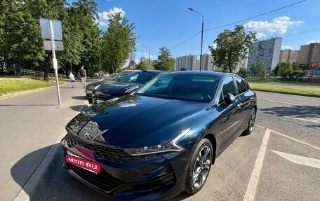 KIA K5, 2020 год, 2 300 000 рублей, 2 фотография