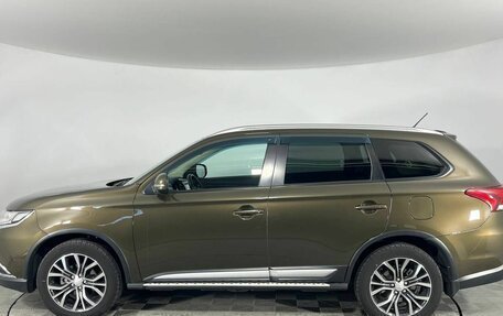 Mitsubishi Outlander III рестайлинг 3, 2015 год, 1 820 000 рублей, 8 фотография