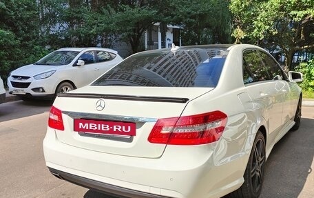 Mercedes-Benz E-Класс, 2011 год, 1 550 000 рублей, 6 фотография