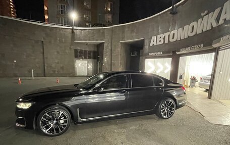 BMW 7 серия, 2019 год, 6 200 000 рублей, 2 фотография